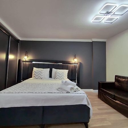 Mars Hotel Istanbul Bagian luar foto