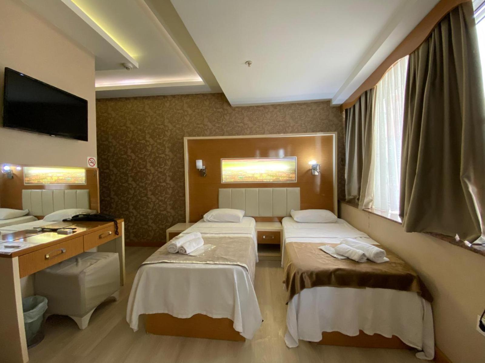 Mars Hotel Istanbul Bagian luar foto