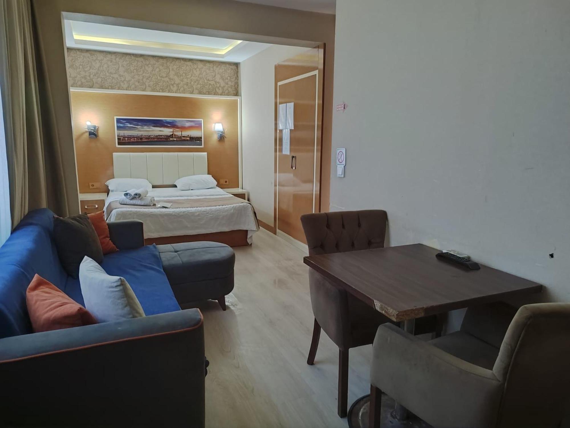Mars Hotel Istanbul Bagian luar foto
