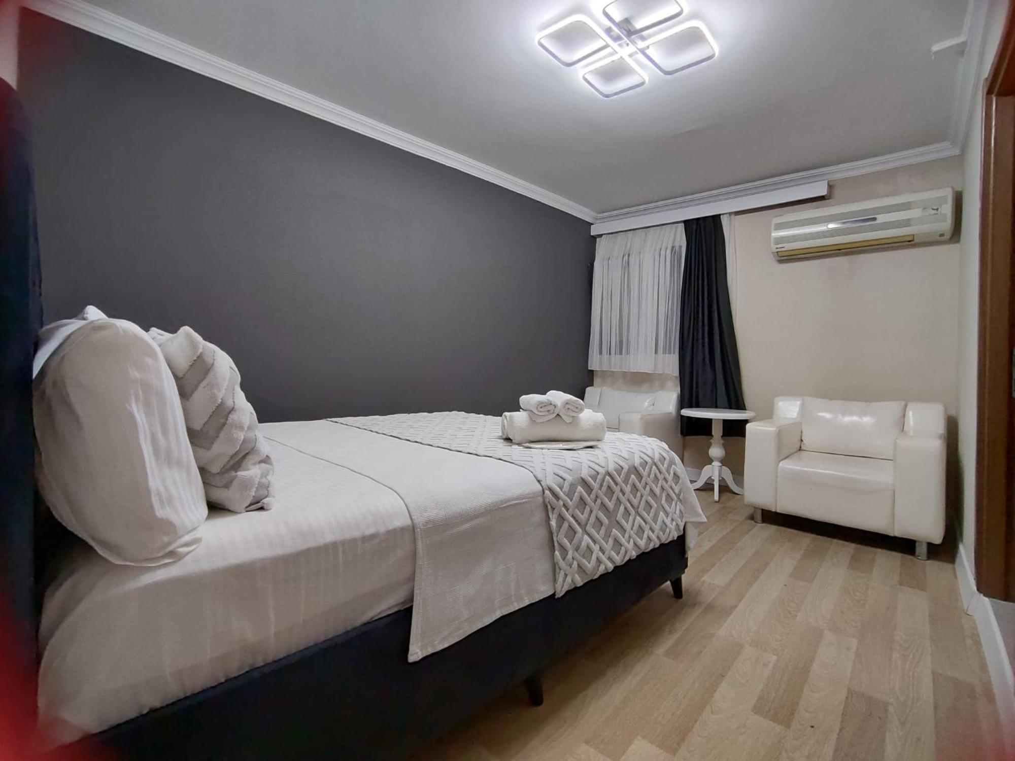 Mars Hotel Istanbul Bagian luar foto