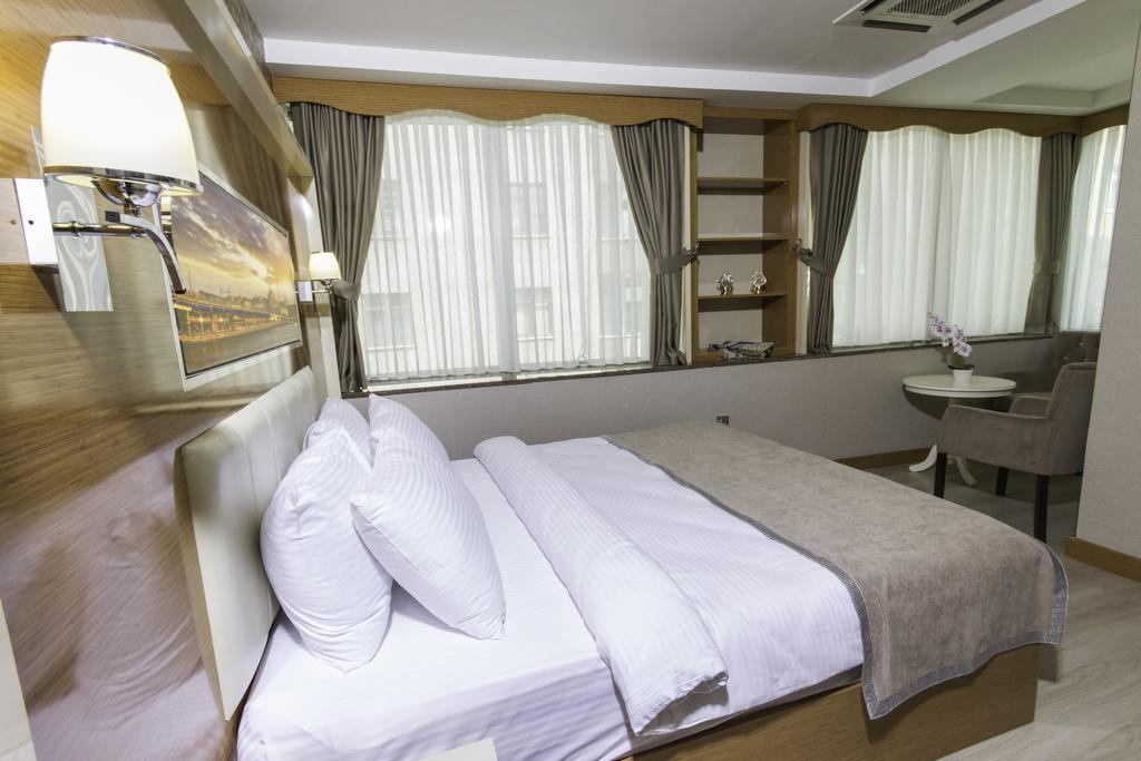 Mars Hotel Istanbul Bagian luar foto