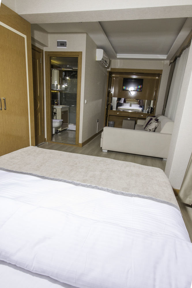 Mars Hotel Istanbul Bagian luar foto