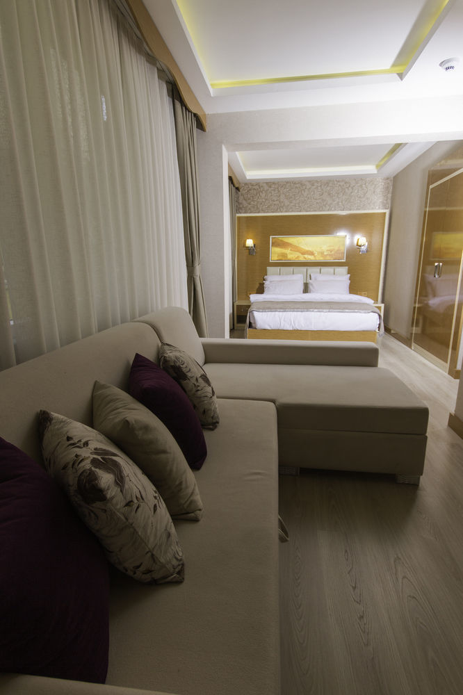 Mars Hotel Istanbul Bagian luar foto